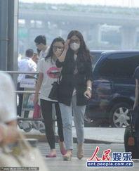 狗仔爆料戴口罩视频在线观看,戴口罩神秘人物视频曝光,真相即将揭晓 第2张 狗仔爆料戴口罩视频在线观看,戴口罩神秘人物视频曝光,真相即将揭晓 第2张